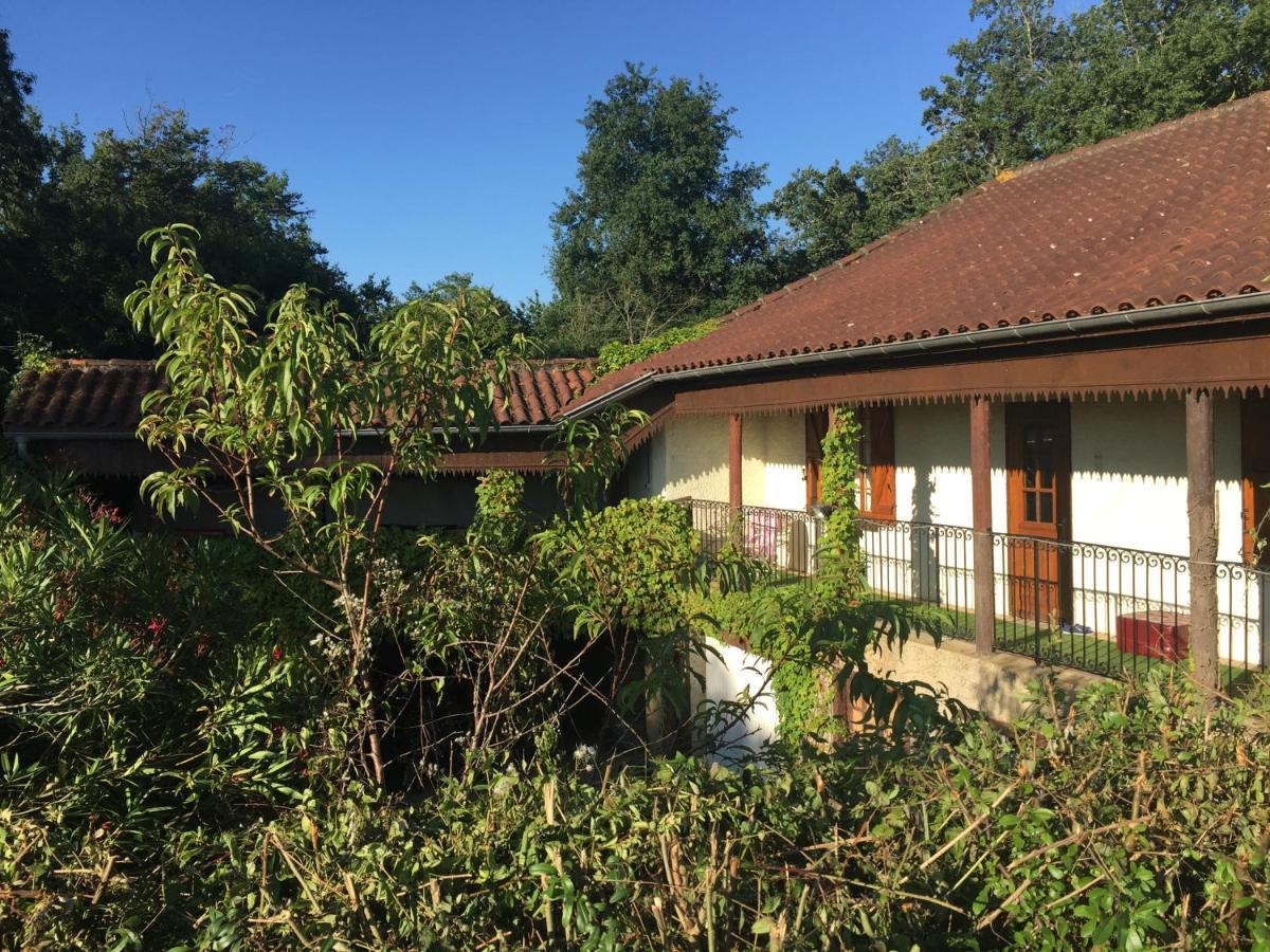 Cudoille Bed and Breakfast Armous-et-Cau Εξωτερικό φωτογραφία