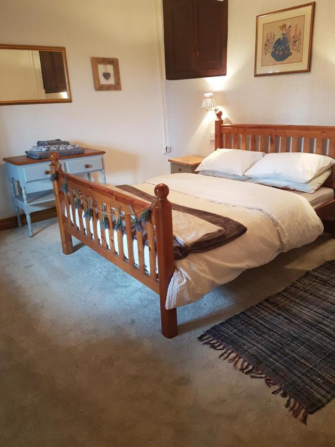Cudoille Bed and Breakfast Armous-et-Cau Εξωτερικό φωτογραφία
