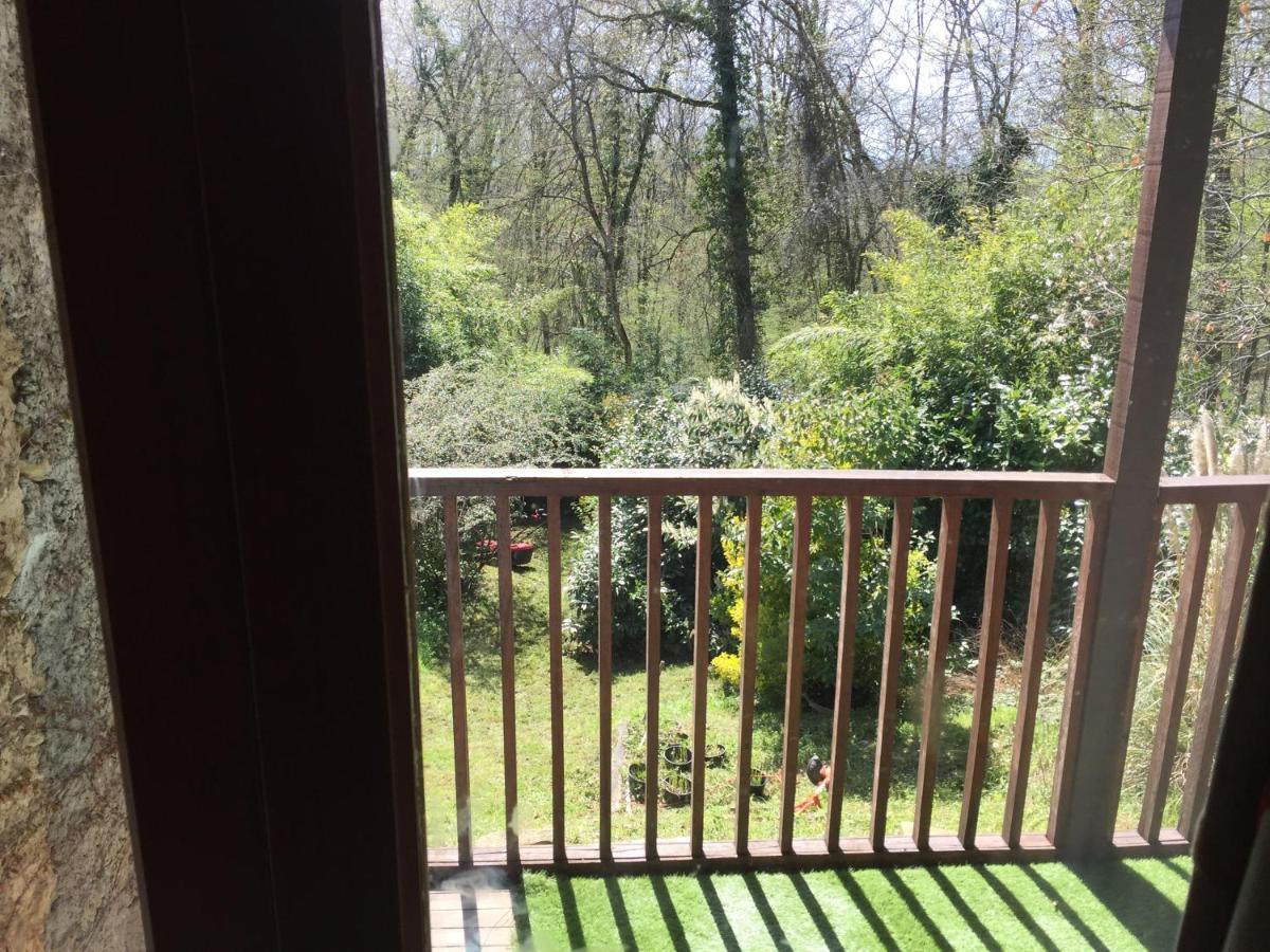 Cudoille Bed and Breakfast Armous-et-Cau Εξωτερικό φωτογραφία