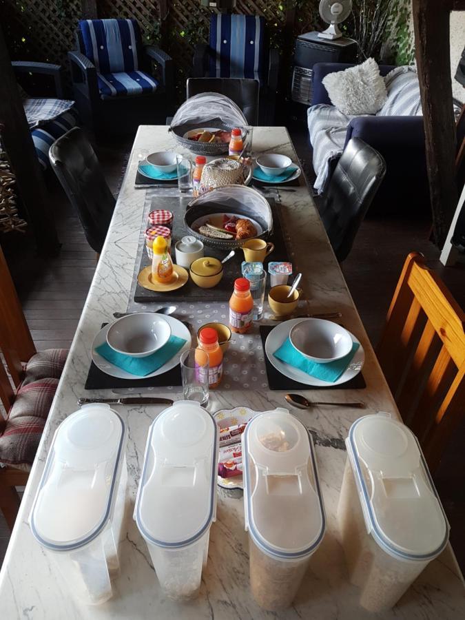 Cudoille Bed and Breakfast Armous-et-Cau Εξωτερικό φωτογραφία