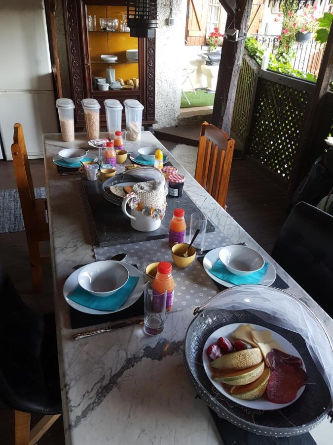 Cudoille Bed and Breakfast Armous-et-Cau Εξωτερικό φωτογραφία